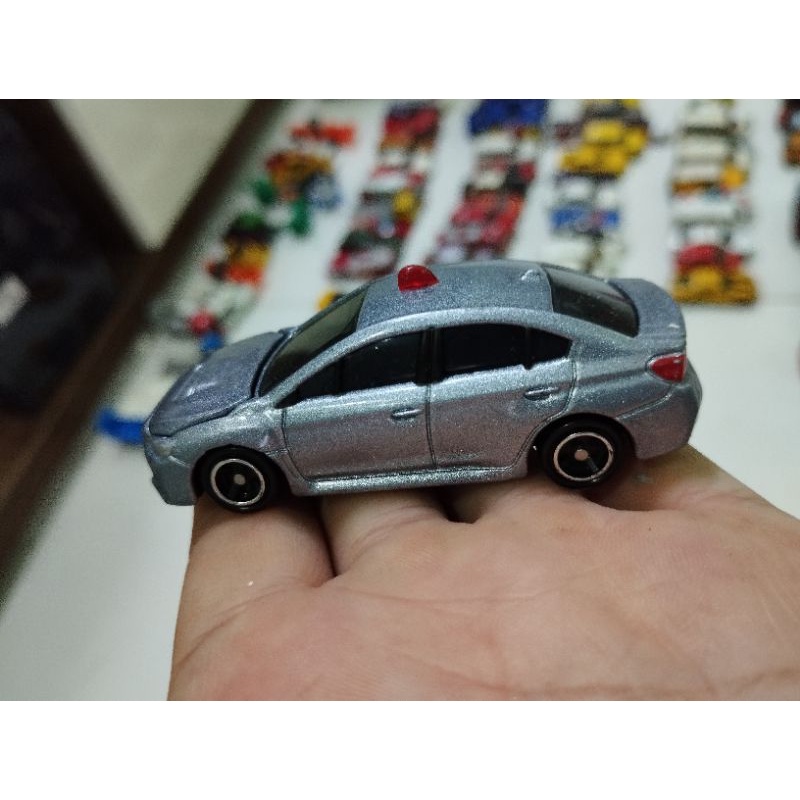 xe mô hình Tomica Subaru wrx sti