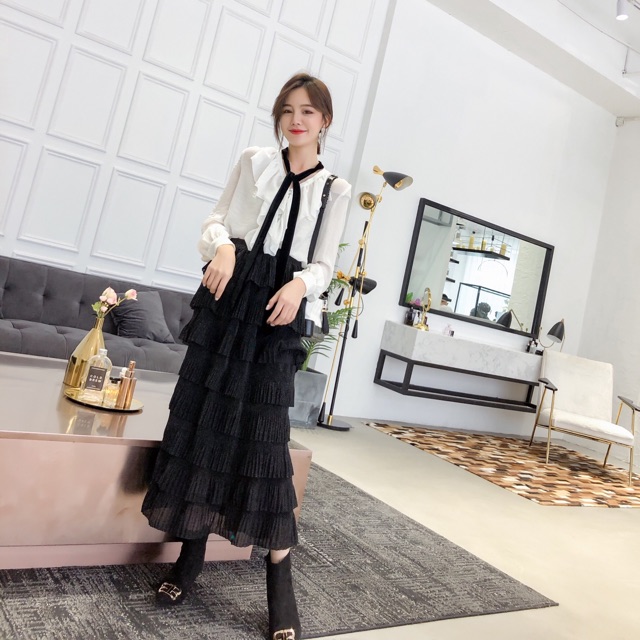 Chân váy xếp tầng dài