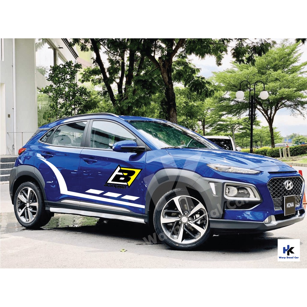 Tem xe Hyundai Kona kiểu dáng thể thao- decal kona