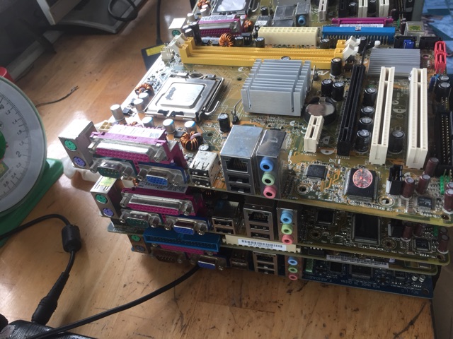 Main Asus p5Gc-mx/1333 chạy đc cpu core 2 e8400 | BigBuy360 - bigbuy360.vn