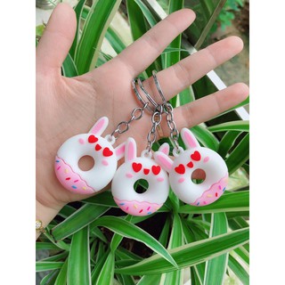 Móc khóa bánh thỏ trắng cute