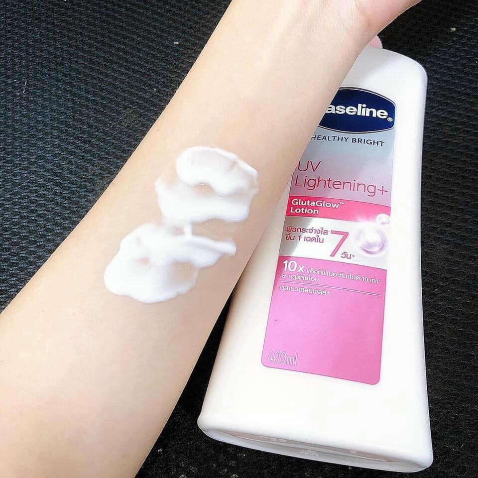 Sữa dưỡng thể Vaseline Healthy White UV Lightening Body Lotion 725ml