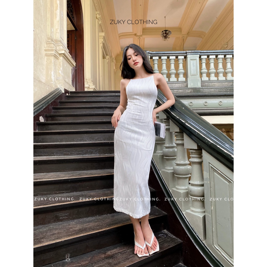 ZUKY Đầm 𝑆𝑎𝑙𝑖𝑠𝑒 𝐷𝑟𝑒𝑠𝑠 thun dệp ôm body siêu tôn dáng phần hở lưng tinh tế kết dây xích sang sịn