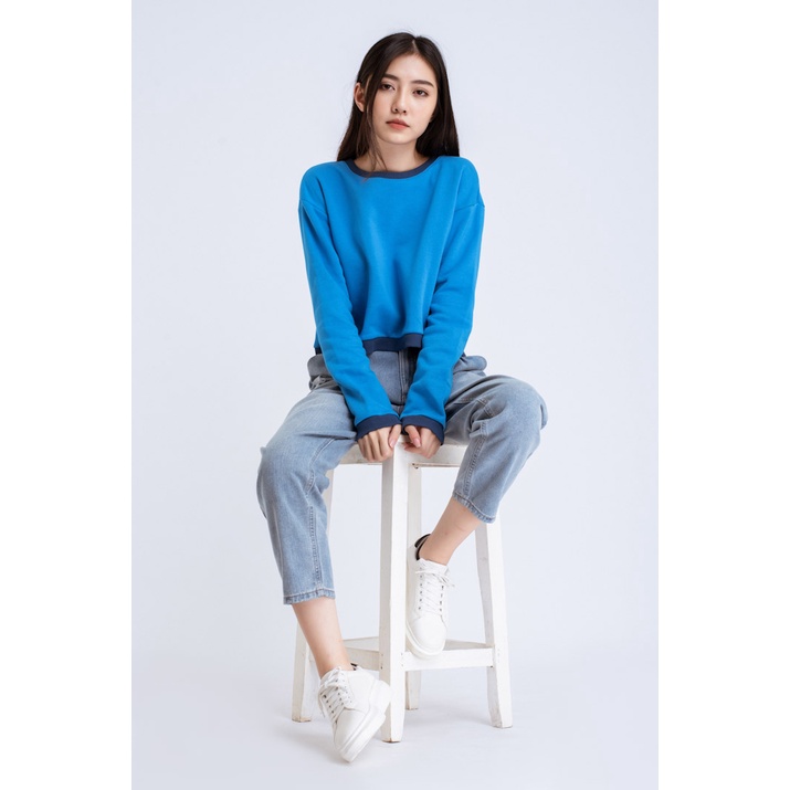 Áo Sweatshirt Nỉ Không Mũ Nữ BOO Dáng Croptop Phong Cách Basic