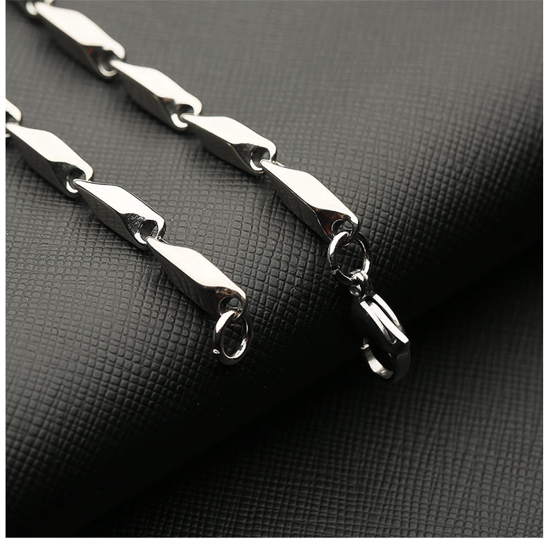 Lắc Tay Nam Inox Hỏa Tiển 4mm Thép Không Gỉ- LTNQC02