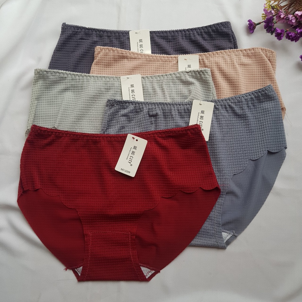 Quần lót nữ dạng đúc