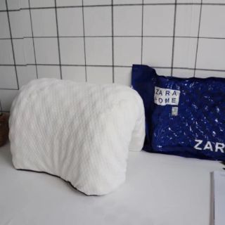GỐI CAO SU NON ZARA HOME