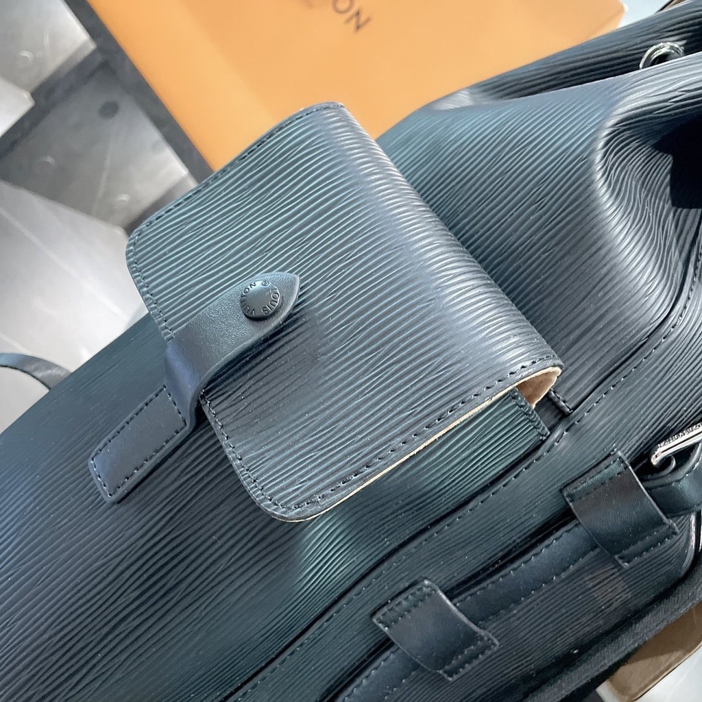 LOUIS VUITTON Ba Lô Da lv Thể Thao Sức Chứa Lớn Thời Trang Cho Nữ