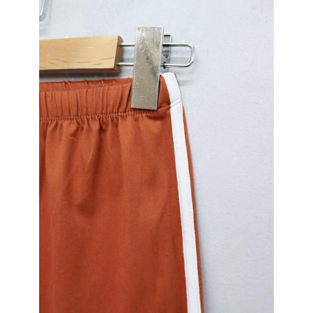 C1888 - Quần short thun F21 lưng thun, phối viền