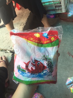 Bóng bay bé nhiều màu