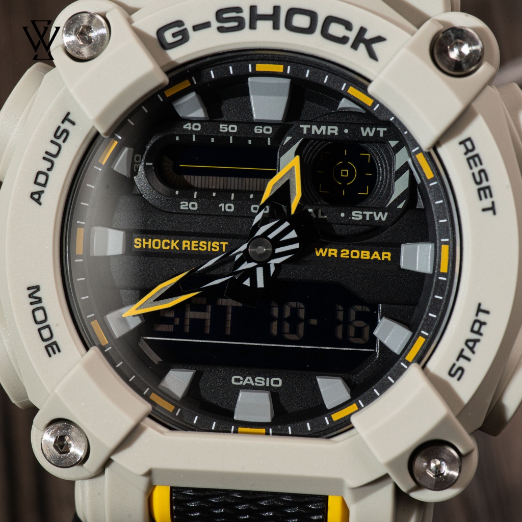 Đồng Hồ Điện Tử Nam Casio G-Shock WATCHSTORE GA-900HC-5ADR Thiết Kế Mặt Kính Khoáng Tròn 49.5mm, Vỏ Và Dây Nhựa Bền Bỉ