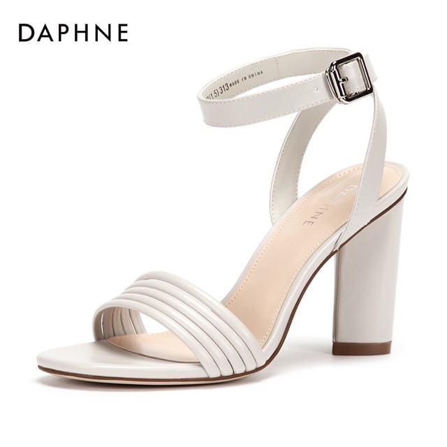 Daphne giảm giá cực chất