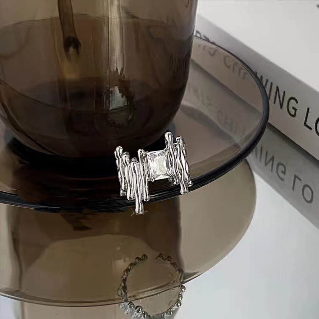 Nhẫn Hở Đính Đá Zircon Phong Cách hip hop Cho Nam Và Nữ