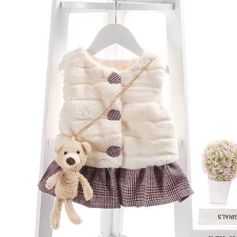 Áo gile váy kèm gấu xinh