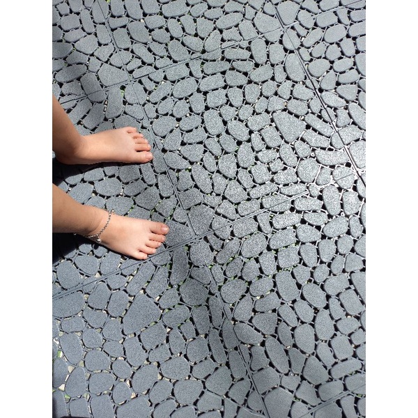 Tấm Nhựa Lót Ban Công, Sân Vườn, Nhà Tắm Kích Thước 30cm x 30cm Cao Cấp