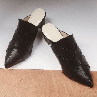 Sục sz 33 - 42.