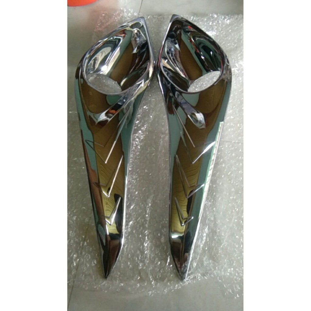 ỐP VIỀN ĐÈN GẦM TRƯỚC VÀ SAU VIOS 2019- 2020