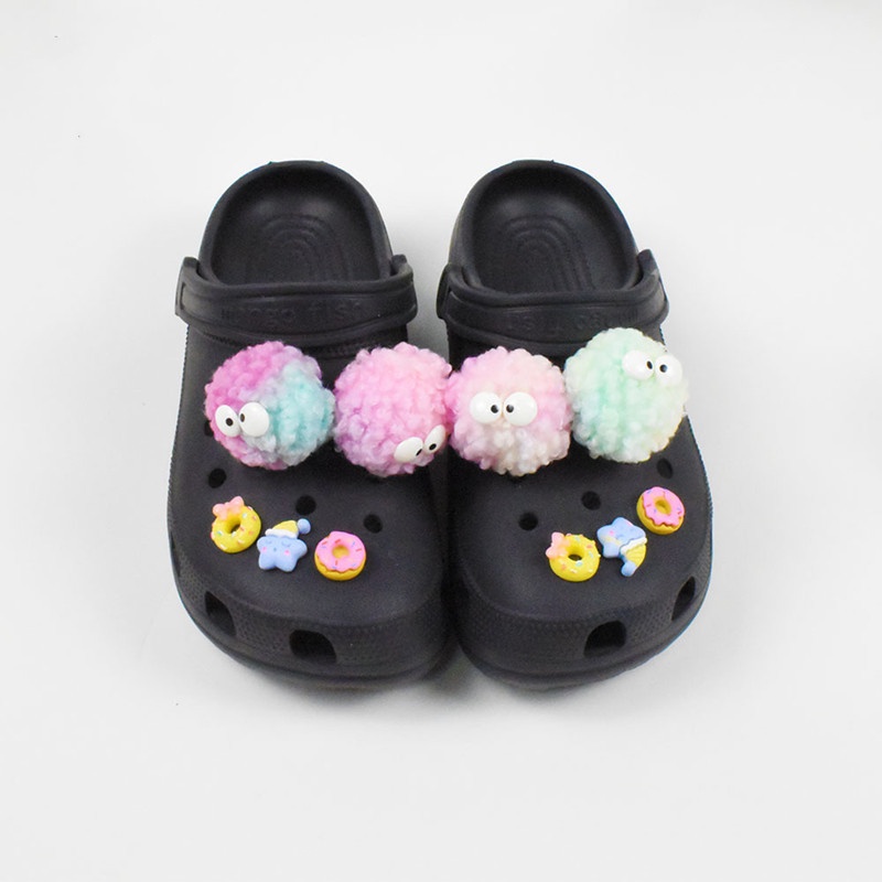 Bộ Phụ Kiện Làm Phụ Kiện Giày Dép Crocs Jibbitz Đính Bóng Lông/Bánh Donut Dễ Thương DIY