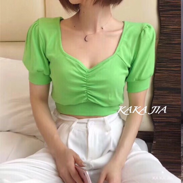 Áo thun croptop