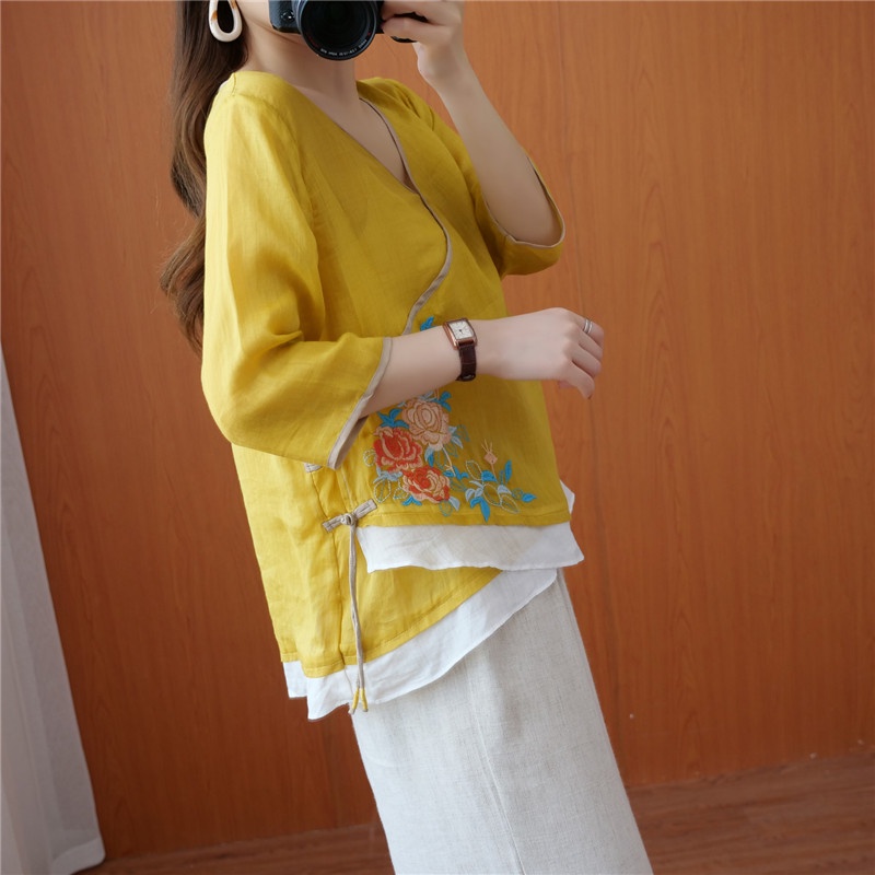 Áo kiểu cổ chữ v thêu họa tiết plus size cho nữ CA1520