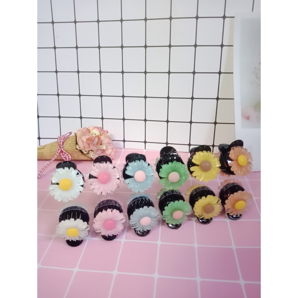 Kẹp Đỉnh Hoa Cúc Mẫu Mới Hot Trend 2020
