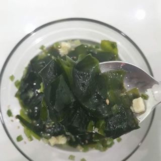 Canh rong biển nhật bản