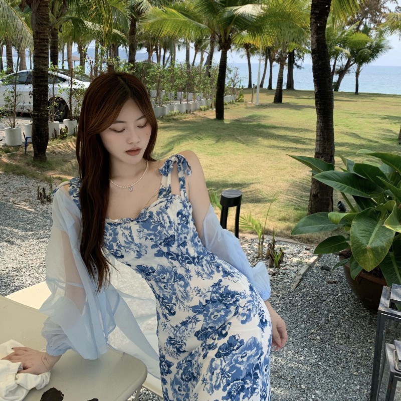 Đầm Chiffon Hai Dây Đuôi Cá Họa Tiết Gốm Sứ Trắng Xanh Phong Cách Hàn Quốc | BigBuy360 - bigbuy360.vn