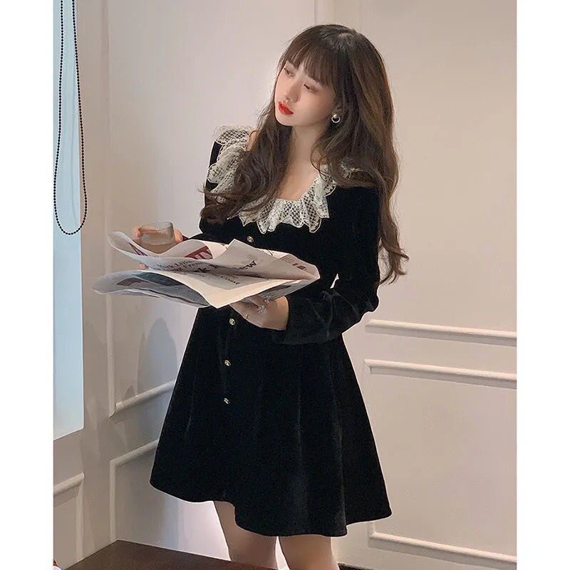 Đầm nhung cổ vuông màu đen phong cách retro Pháp thời trang thu đông cho nữ