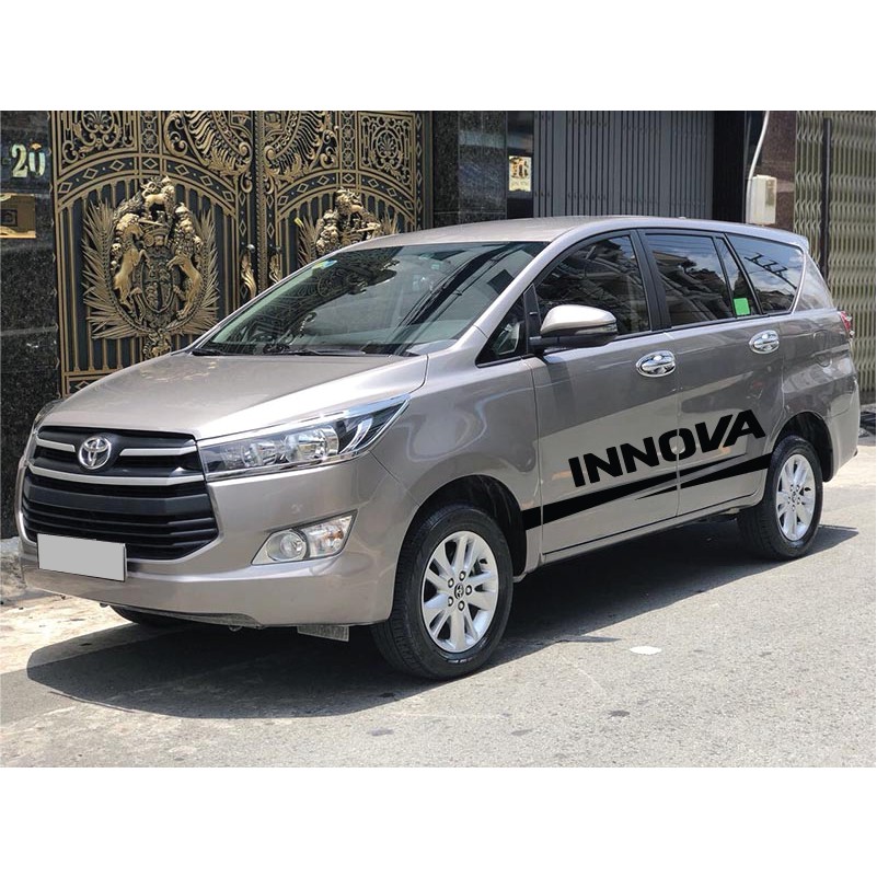 Tem xe Toyota Innova phong cách thể thao-decal Innova