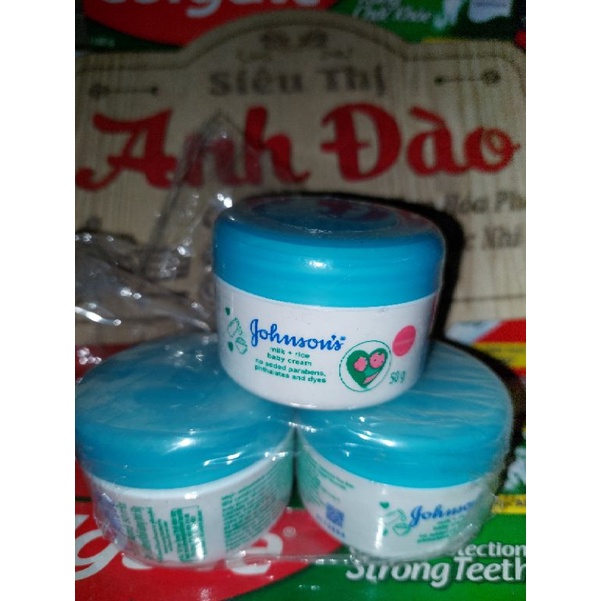 (Kem Dưỡng Da).Sáp Nẻ Johnson's Baby 50g