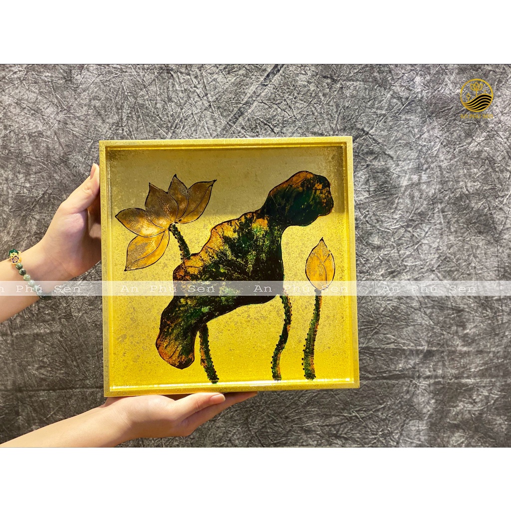 Khay sơn mài vẽ sen