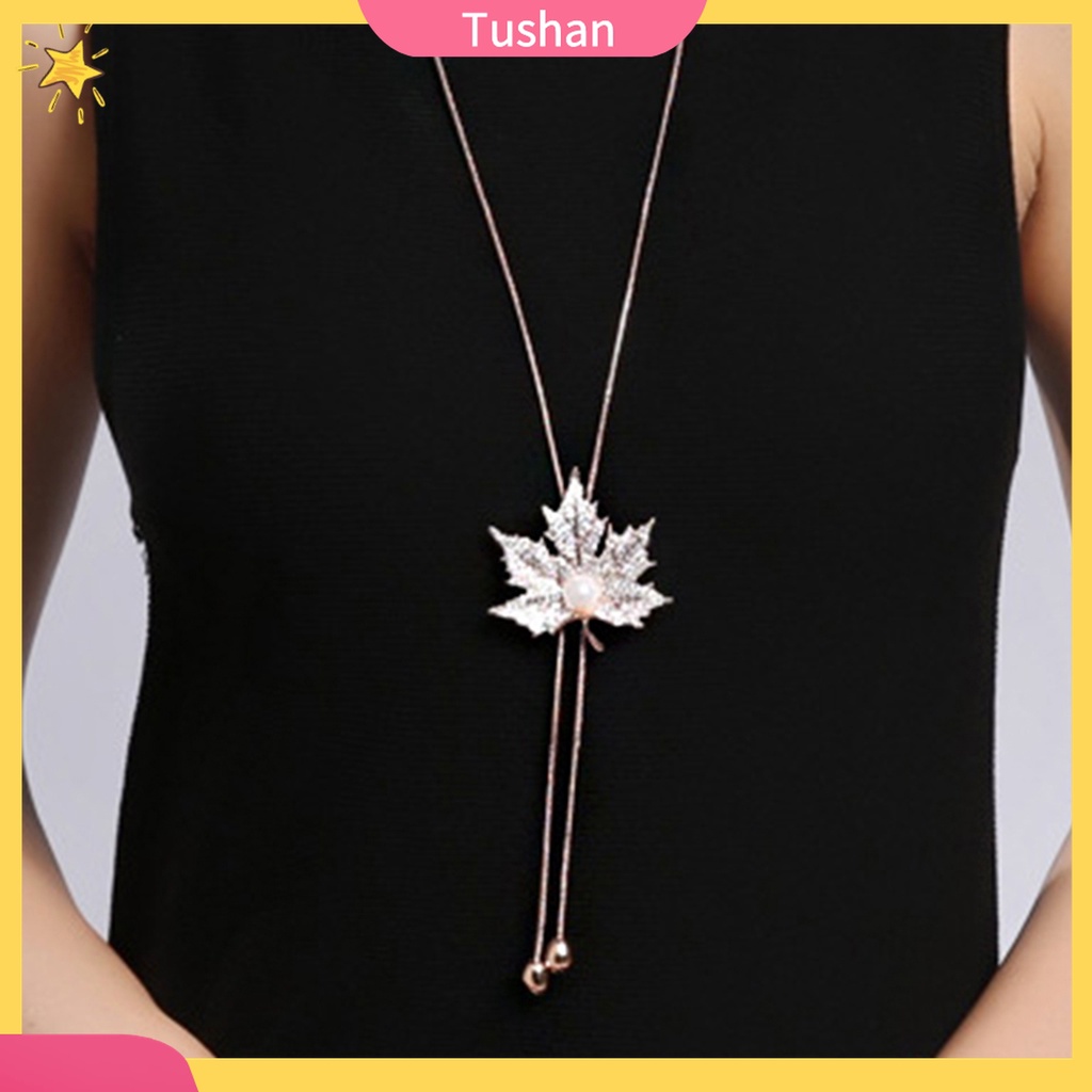 Vòng cổ Hợp Kim Mặt Hình Lá Phong Đính Đá Đơn Giản