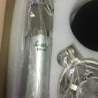 Micro thu âm AMI BM-900