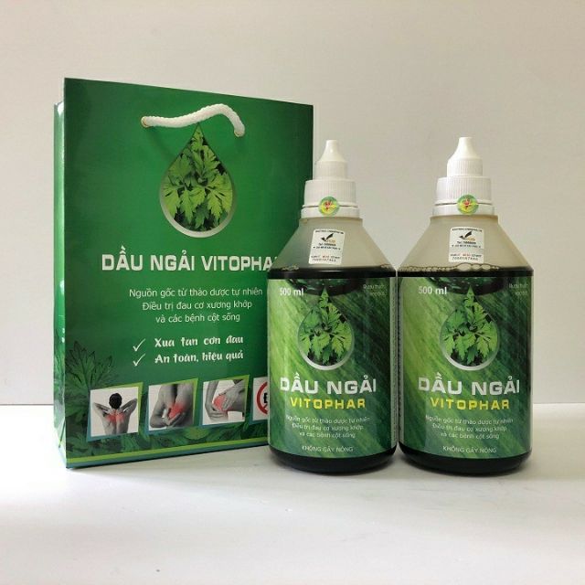 Tinh dầu ngải cứu vitophar hỗ trợ nhiều chứng bệnh liên quan đến xương khớp- chai 500ml