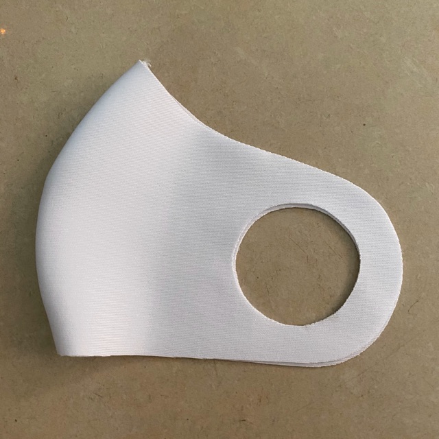 Khẩu trang vải su 3D chống bụi, mịn, thoáng an toàn cho da | BigBuy360 - bigbuy360.vn