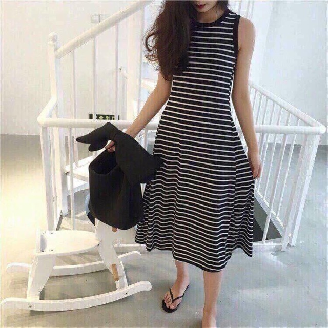 Đầm maxi kẻ