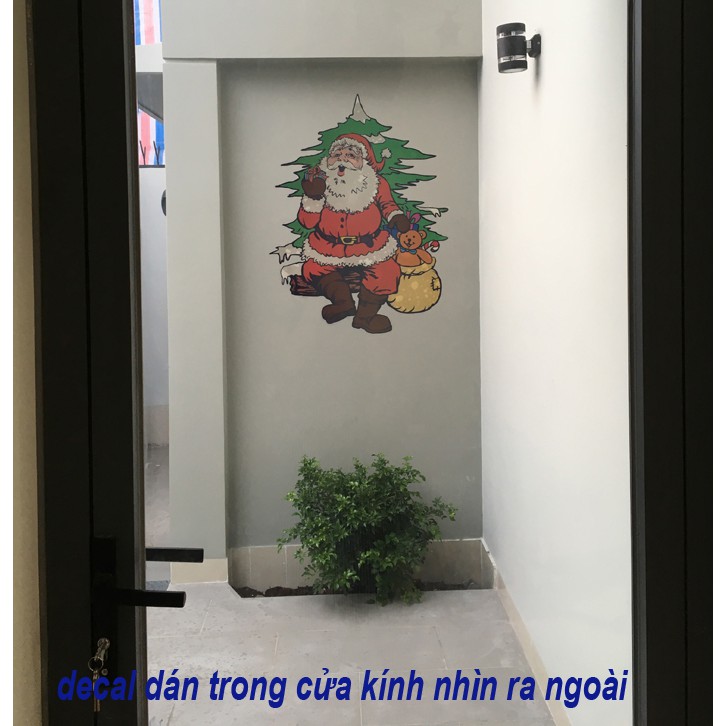 decal noel dán kính trang trí Noel, ông Noel và túi quà Noel8