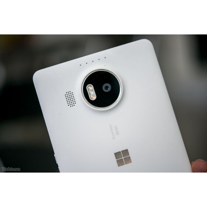 Điện thoại thông minh Microsoft Lumia 950 XL