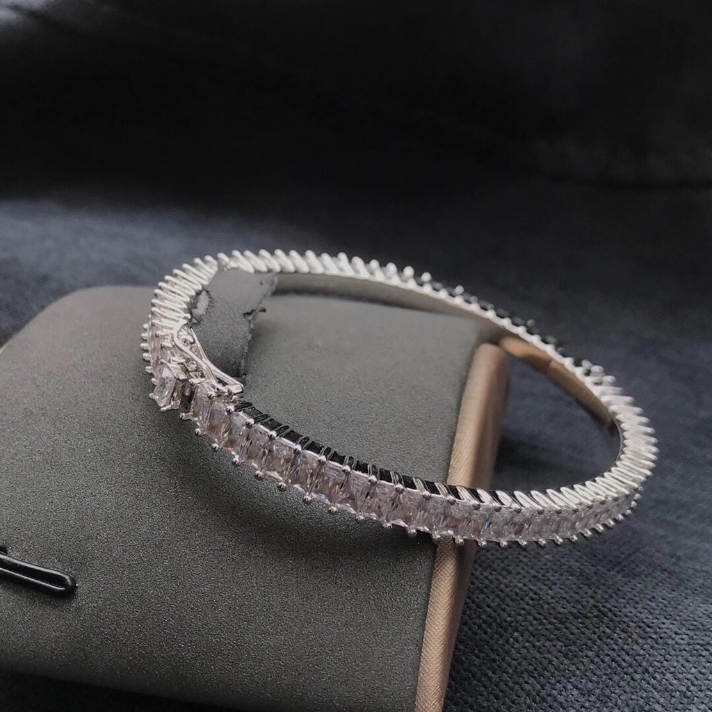 Vòng Tay Bạc Trắng Tinh Tế Phong Cách Monaco Thời Trang Mới Tinh Tế Cho Nữ