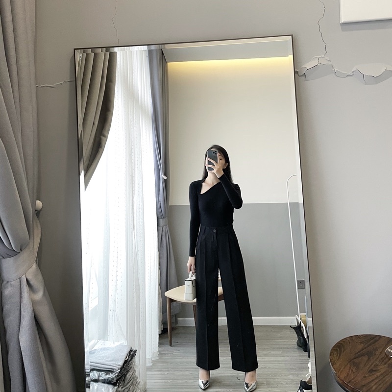 áo len đen cổ khoét lệch | BigBuy360 - bigbuy360.vn