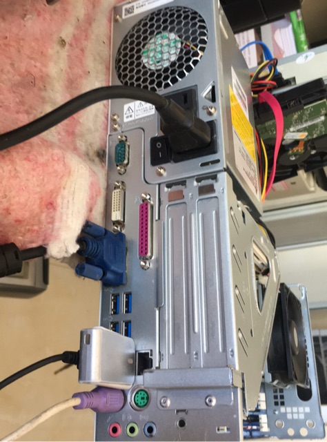 Thùng CPU Fujtsu H77 G2020 4G 160G DVD | BigBuy360 - bigbuy360.vn