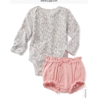 Set 2 món bodysuit kèm chip hiệu OldNavy cho bé gái
