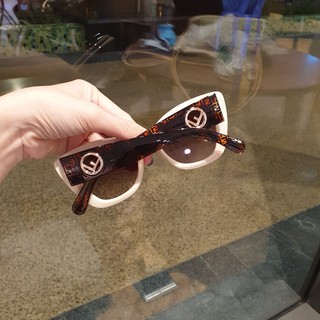 Kính Râm Nữ Mắt Mèo Cá Tính 0327