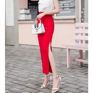 chân váy body dài xẻ hông
