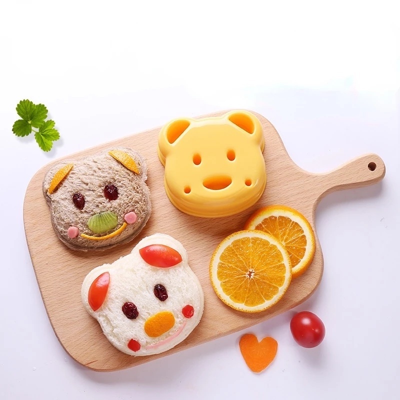 Khuôn Làm Bánh Sandwich Hình Gấu Sáng Tạo