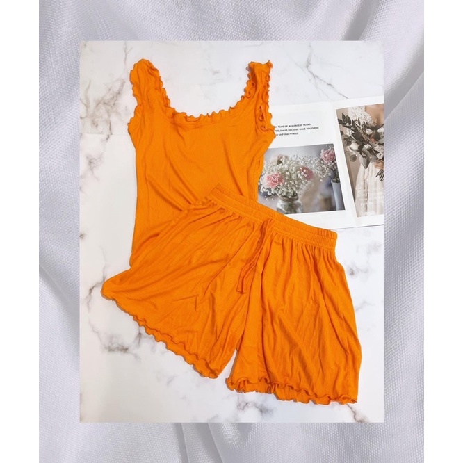 Bộ Ngủ Áo Ba Lỗ Quần Short Nữ Chất Liệu Tăm Lạnh Co Giãn 4 Chiều Thoáng Mát | BigBuy360 - bigbuy360.vn