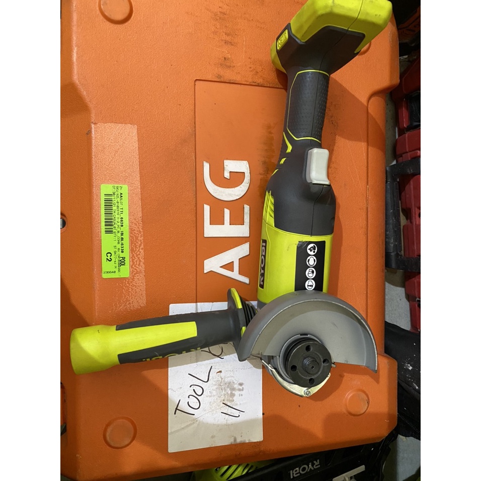 MÀI PIN RYOBI 18V CÓ THAN R18AG4115