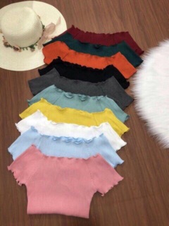 Áo croptop bẹt vai