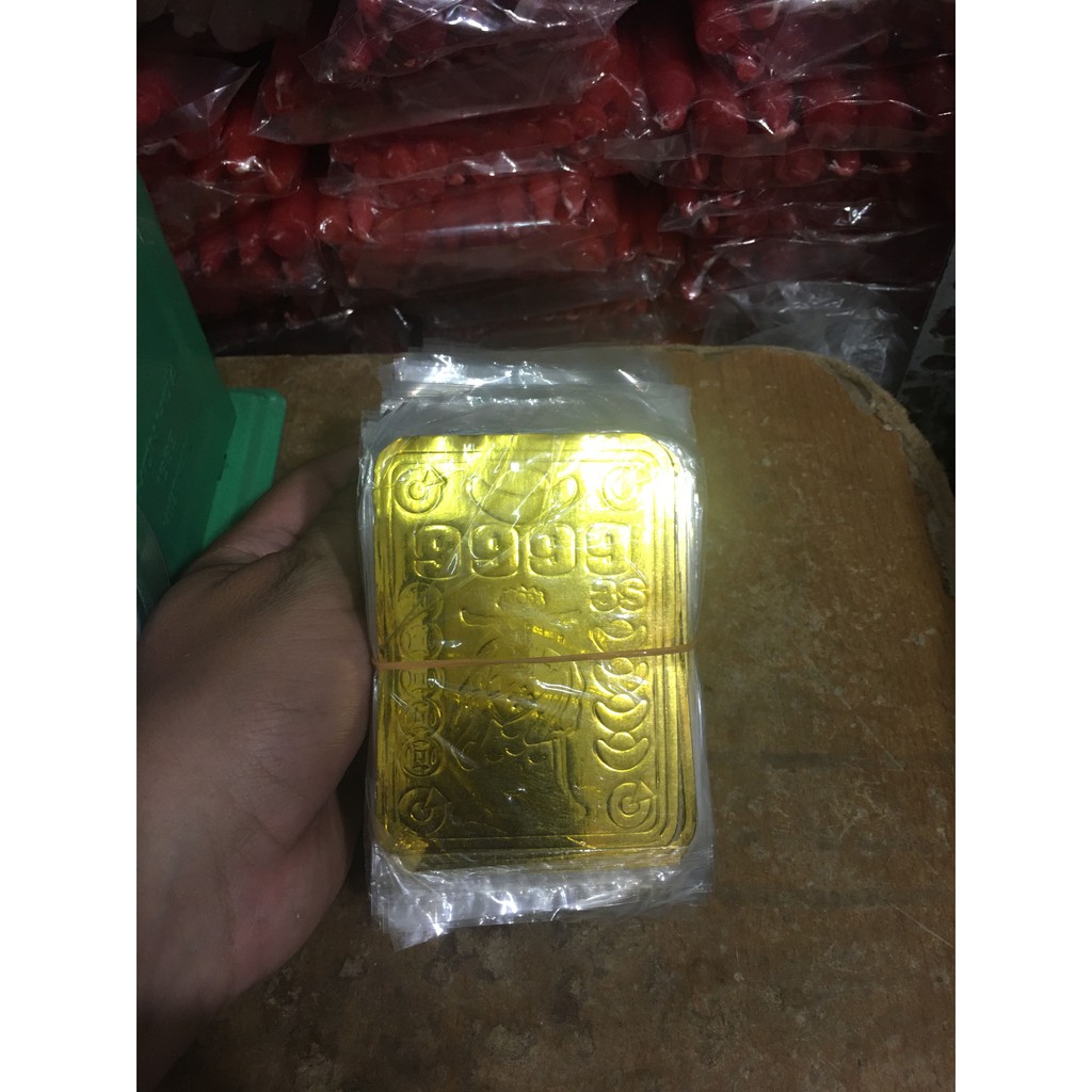 100 Miếng Vàng SJC 9999 Quốc Tế Loại Lớn Trong Thờ Cúng