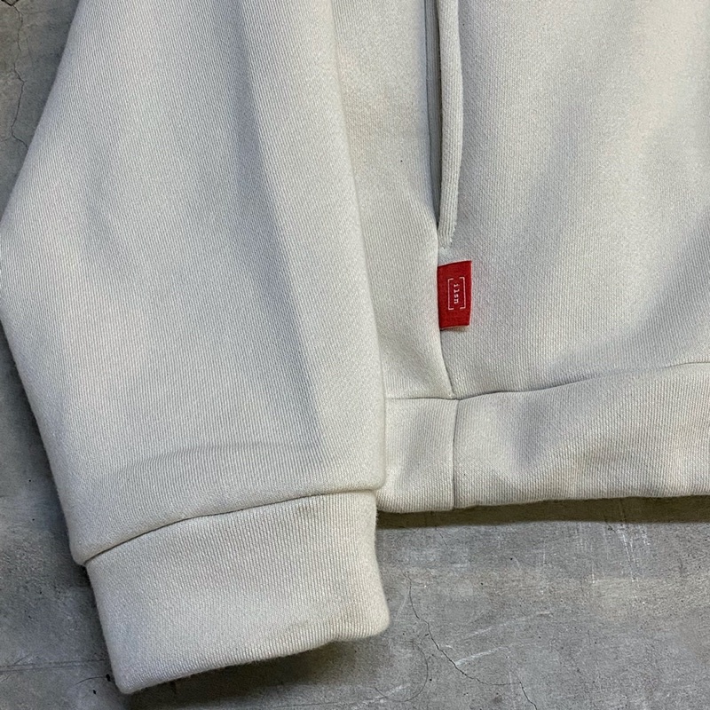 ILSN Upside Down Hoodie - Bone/ madeby.illustration | BigBuy360 - bigbuy360.vn